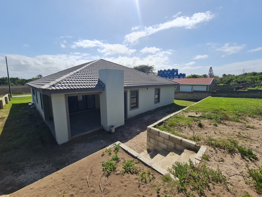 3 Bedroom Property for Sale in Paradise Beach Eastern Cape